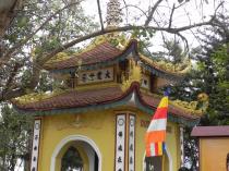 Le temple Quan Thanh