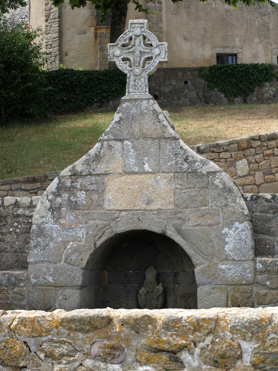 La fontaine de Saint-Cado